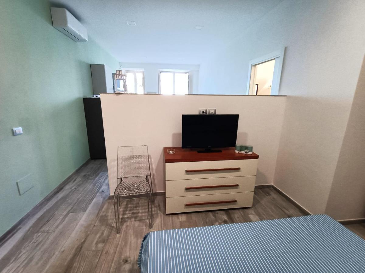 Bilocale Fronte Mare Daire Giardini Naxos Dış mekan fotoğraf